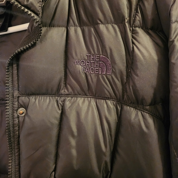 The North Face Metropolis Parka - Picture 3 of 13